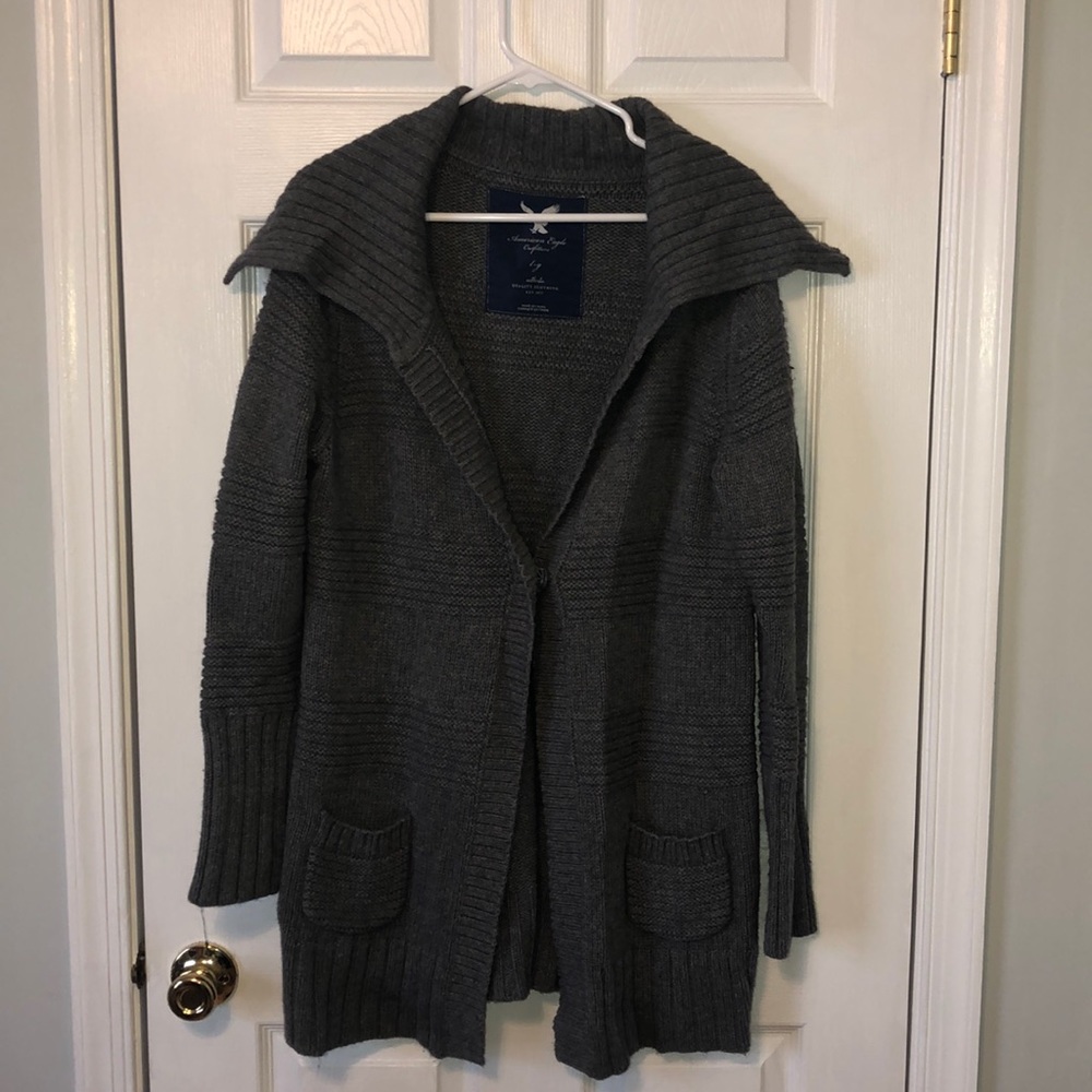 American Eagle Long Cardigan